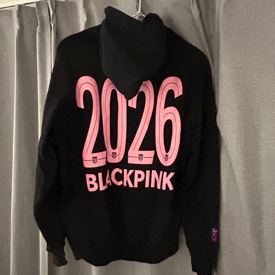 FC東京×BLACKPINK ロゴ　フーディ　ブラック Mサイズ