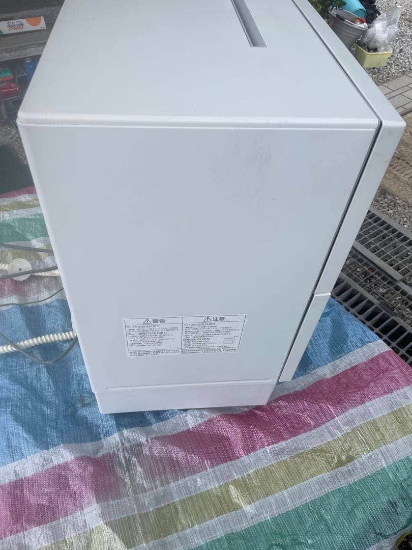 【全国送料無料】Panasonic 食器洗い乾燥機　2020年NP-TA4W￼