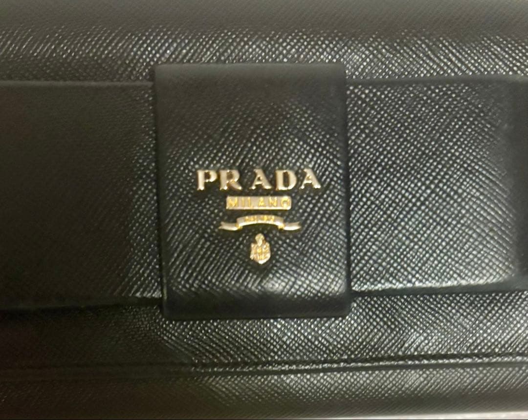 PRADA ブラック 長財布 リボン付き