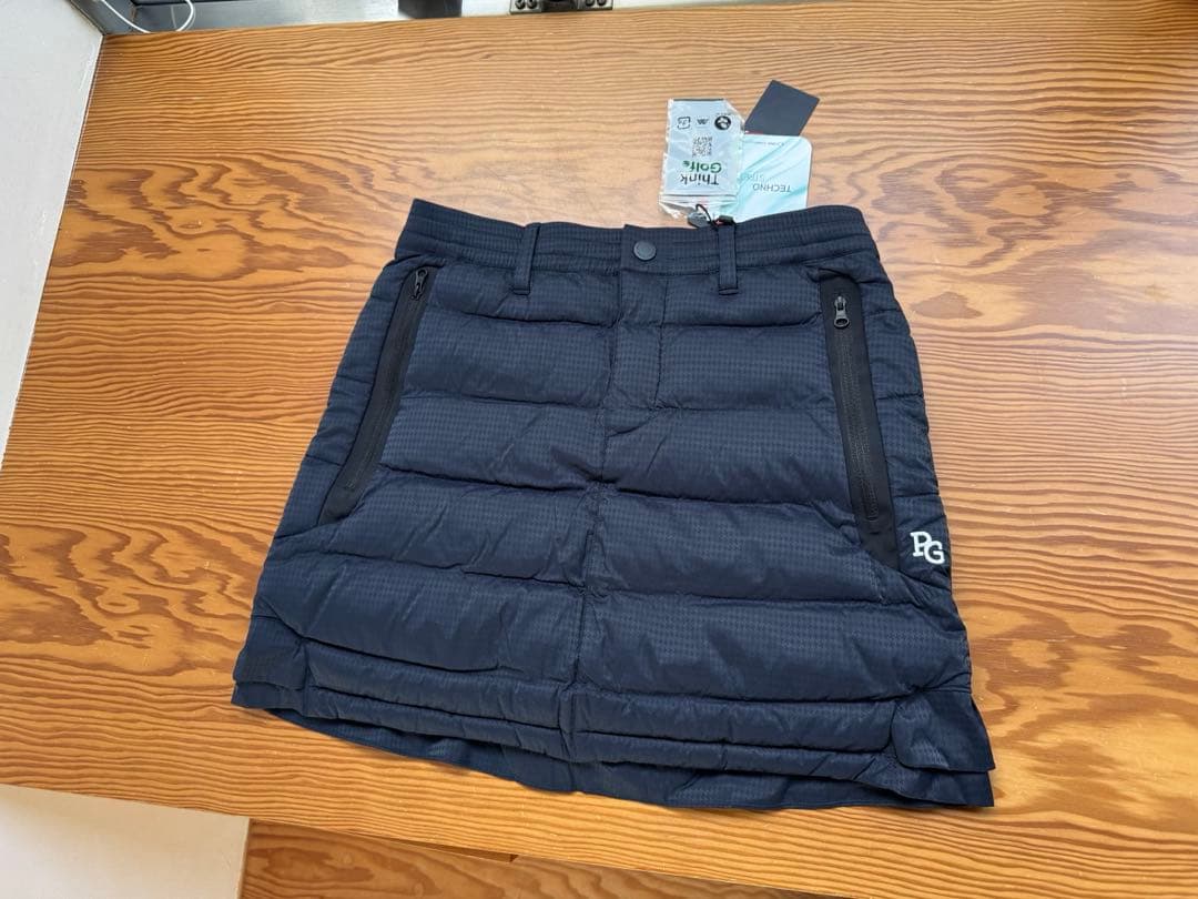 新品　パーリーゲイツ 中綿入りスカート