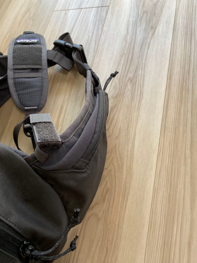 パタゴニア　ステルスヒップパック 11L タグ付き 廃盤色