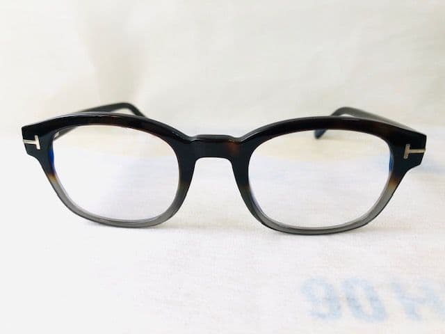 定価6万トムフォード眼鏡サングラスめがねメガネ国内正規品