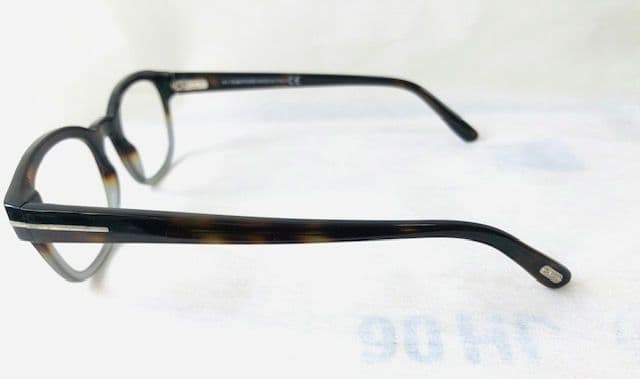 定価6万トムフォード眼鏡サングラスめがねメガネ国内正規品