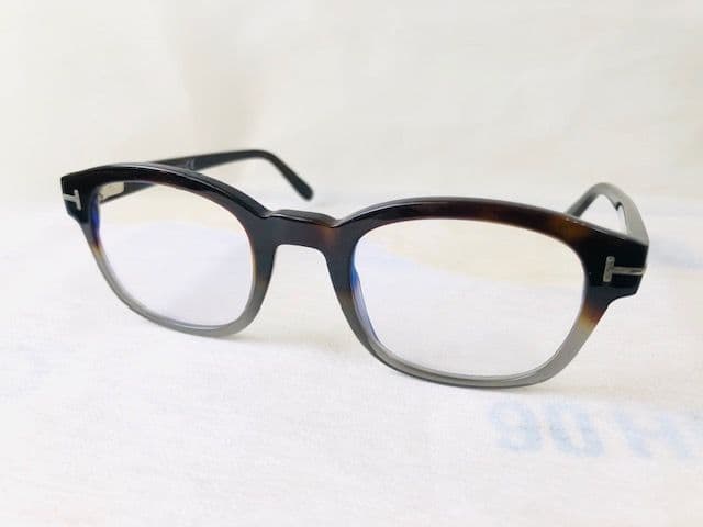 定価6万トムフォード眼鏡サングラスめがねメガネ国内正規品