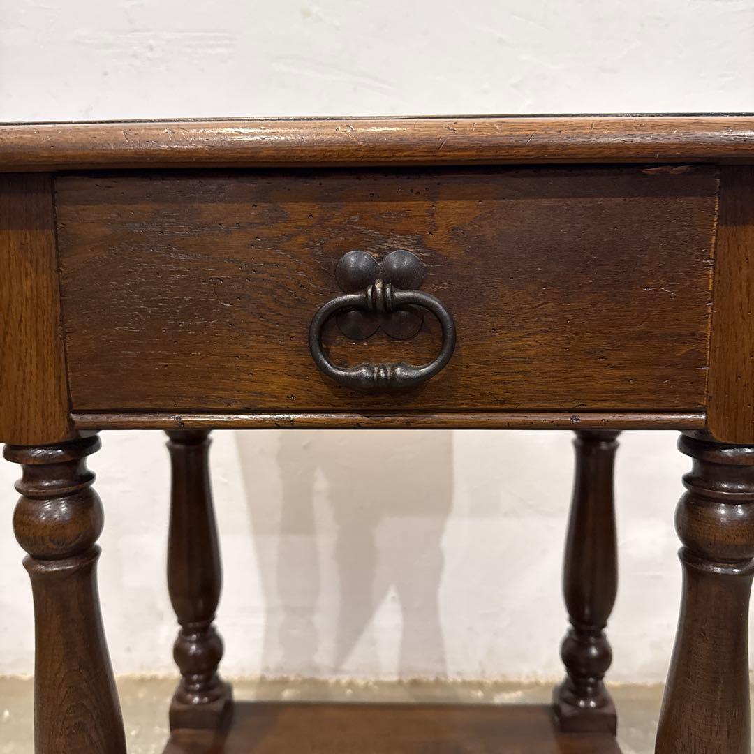 ヴィンテージ　ドロワーサイドテーブル　ベッドサイドテーブル