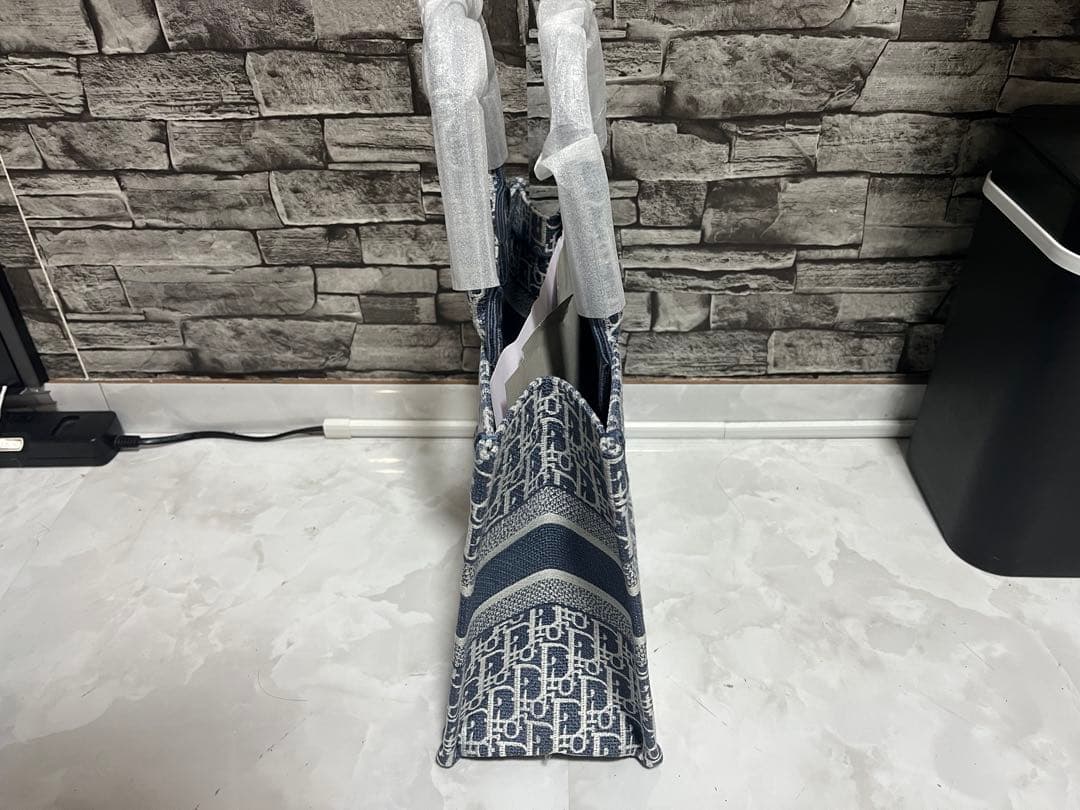 み*可様 ディオール　ブックトート　ミディアム