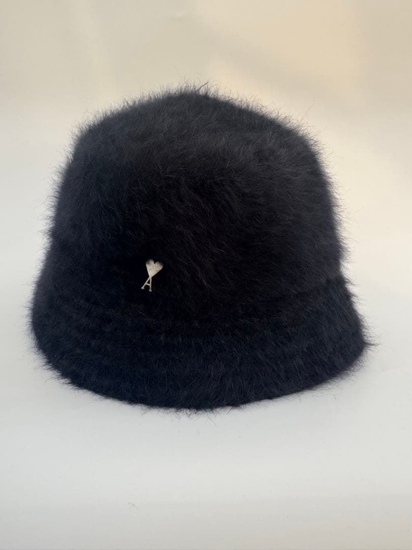 アミパリス Ami スタッズ バケットハット　ブラック ファー
