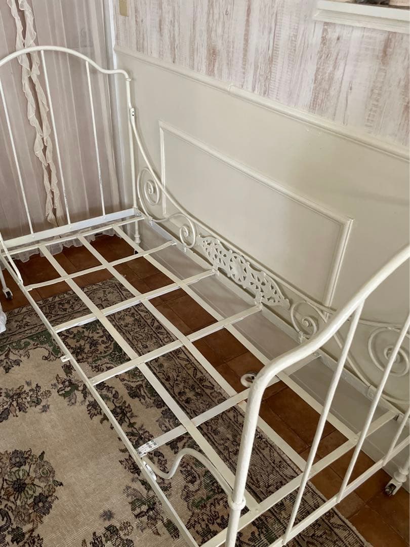 専用page✴︎フランスアンティーク　フォールディングチャイルドアイアン　ベット