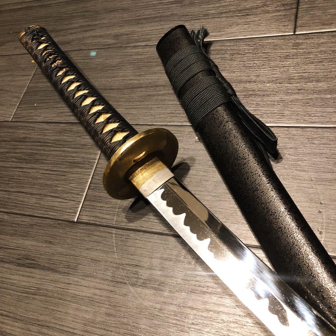 高級模造刀　居合刀　金の鍔　緑拵え