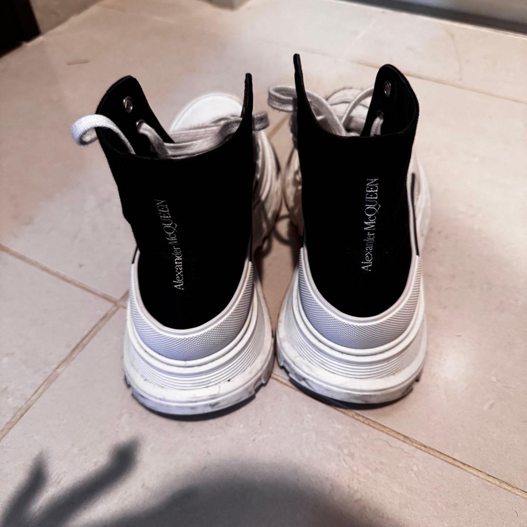 Alexander McQUEEN トレッド スリック