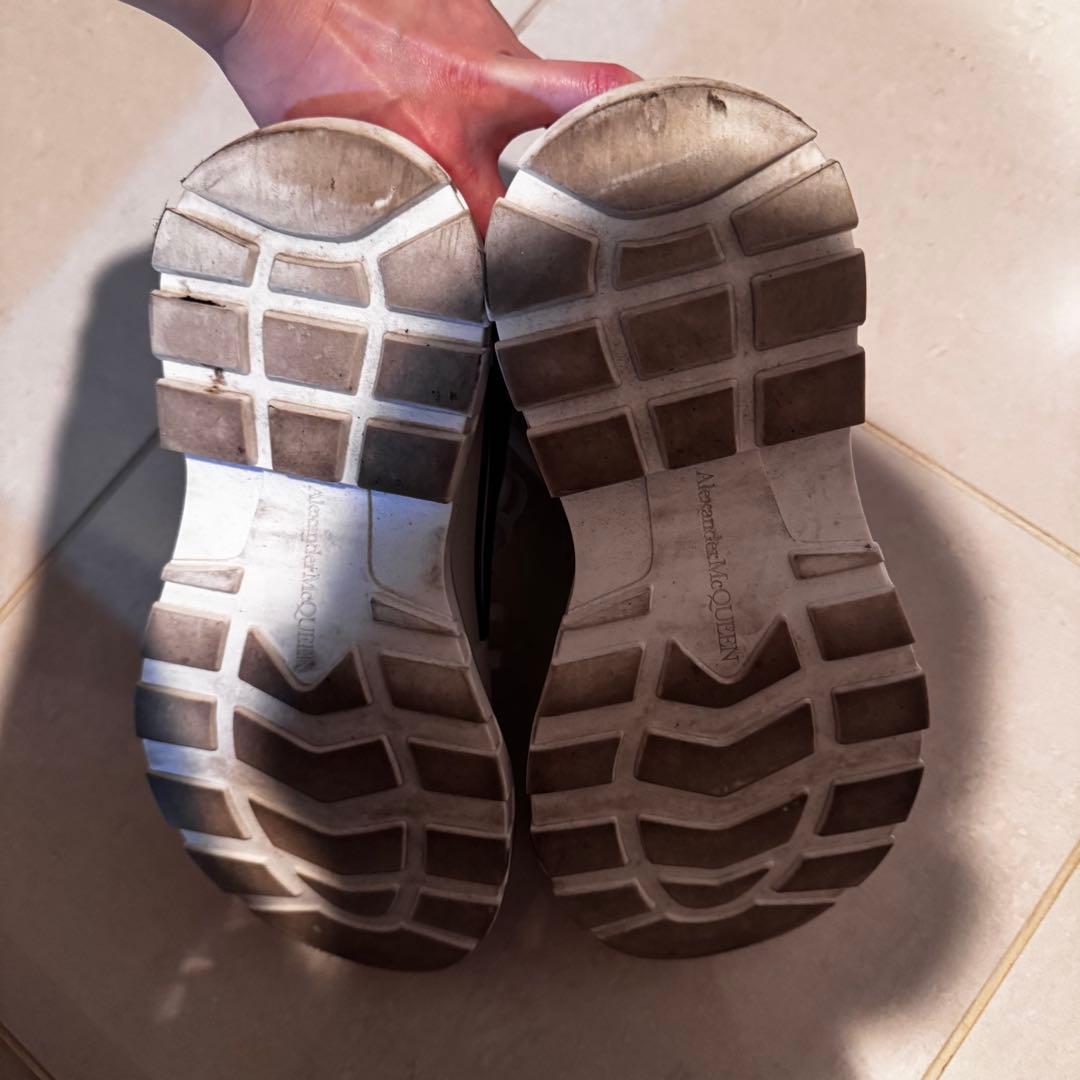 Alexander McQUEEN トレッド スリック