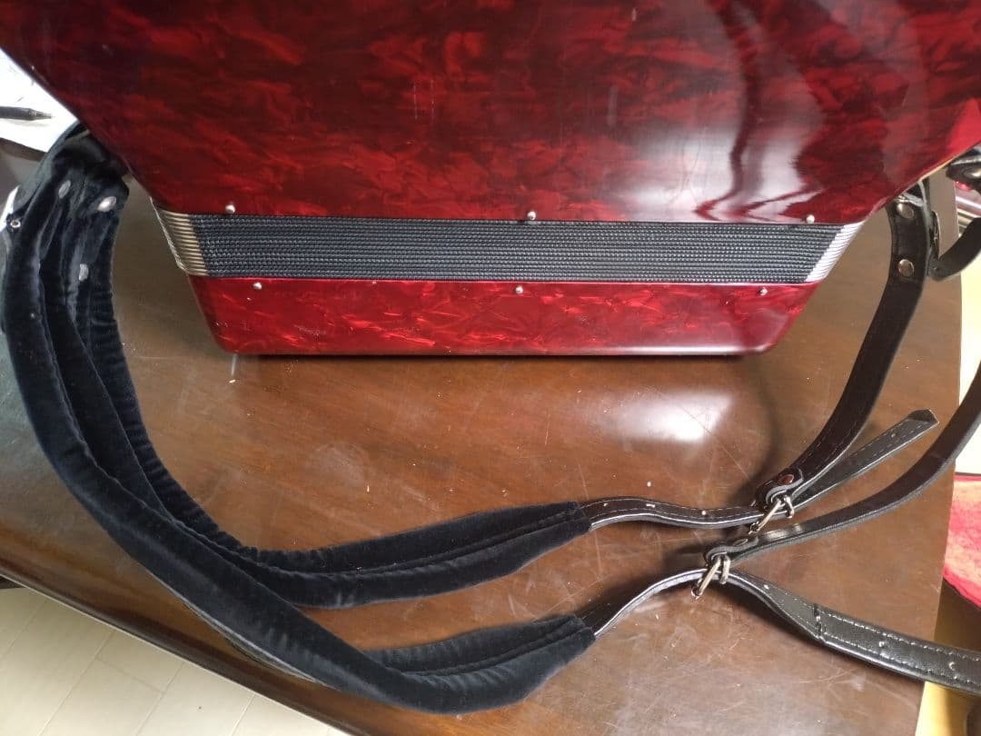 超特価!! Yamaha アコーディオン 赤 34鍵 80ボタン