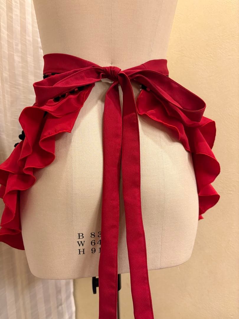 エプロン　ショート　黒赤水玉　赤フリル　フラメンコ　衣装