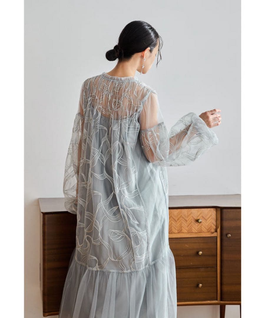 ＊美品＊ niana リボンエンブロイダリーレイヤードドレス