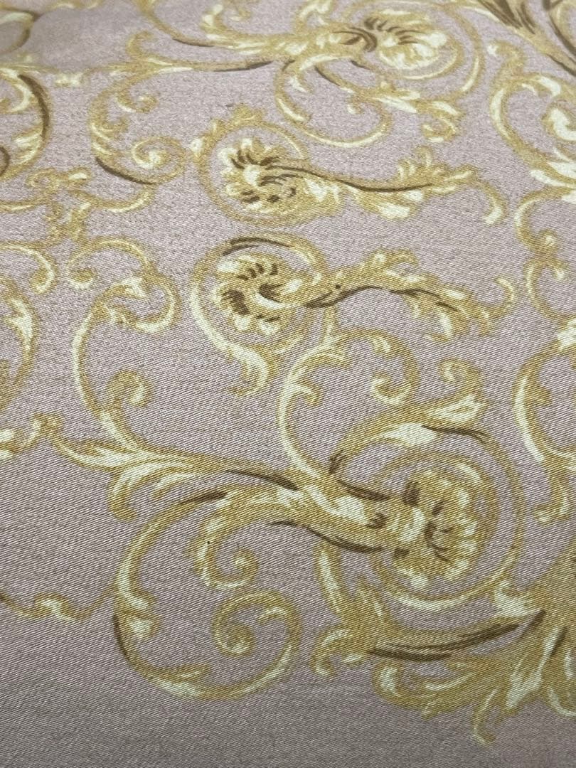 日本製高級羽毛布団　ダワン93% フェザー7%詰物1.4キロ　ふとん側綿100%