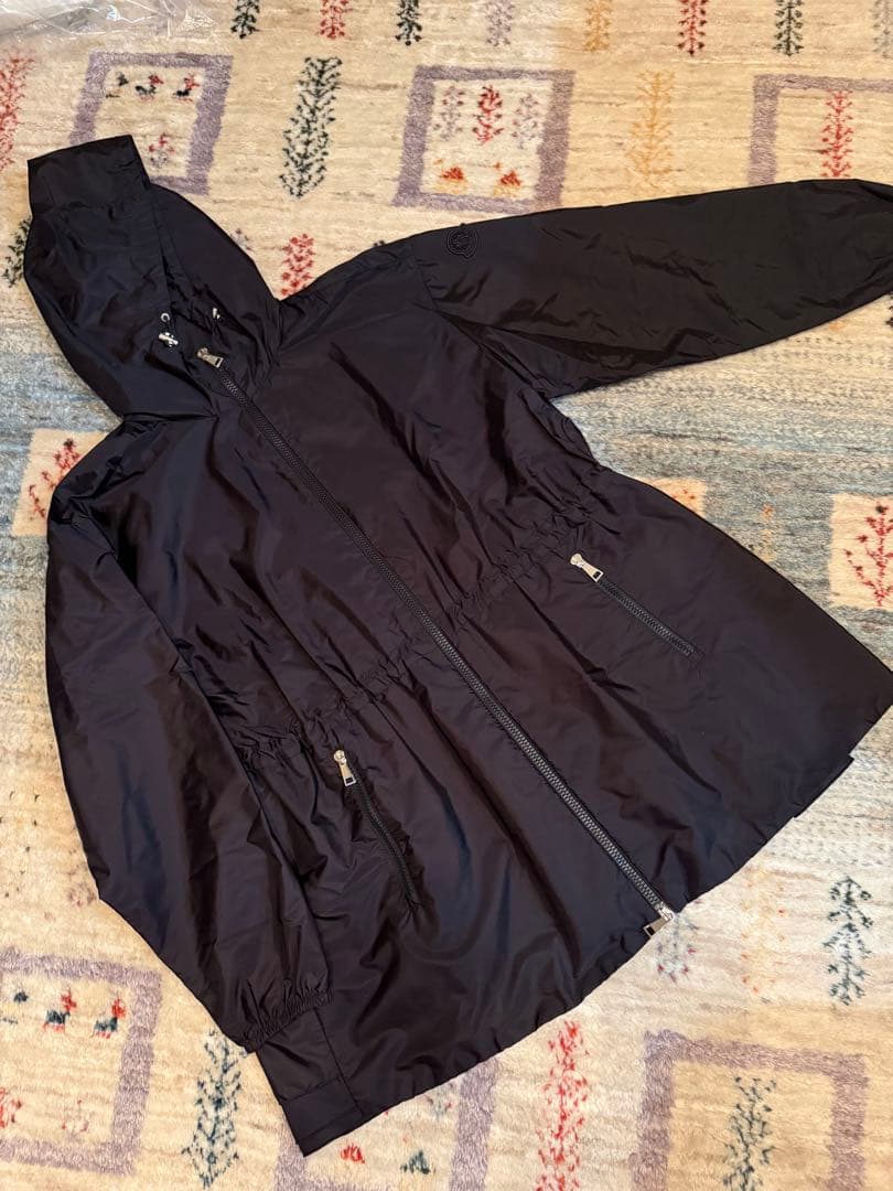 お値段変更！！MONCLER WETE GIUBBOTTO ナイロン黒コート