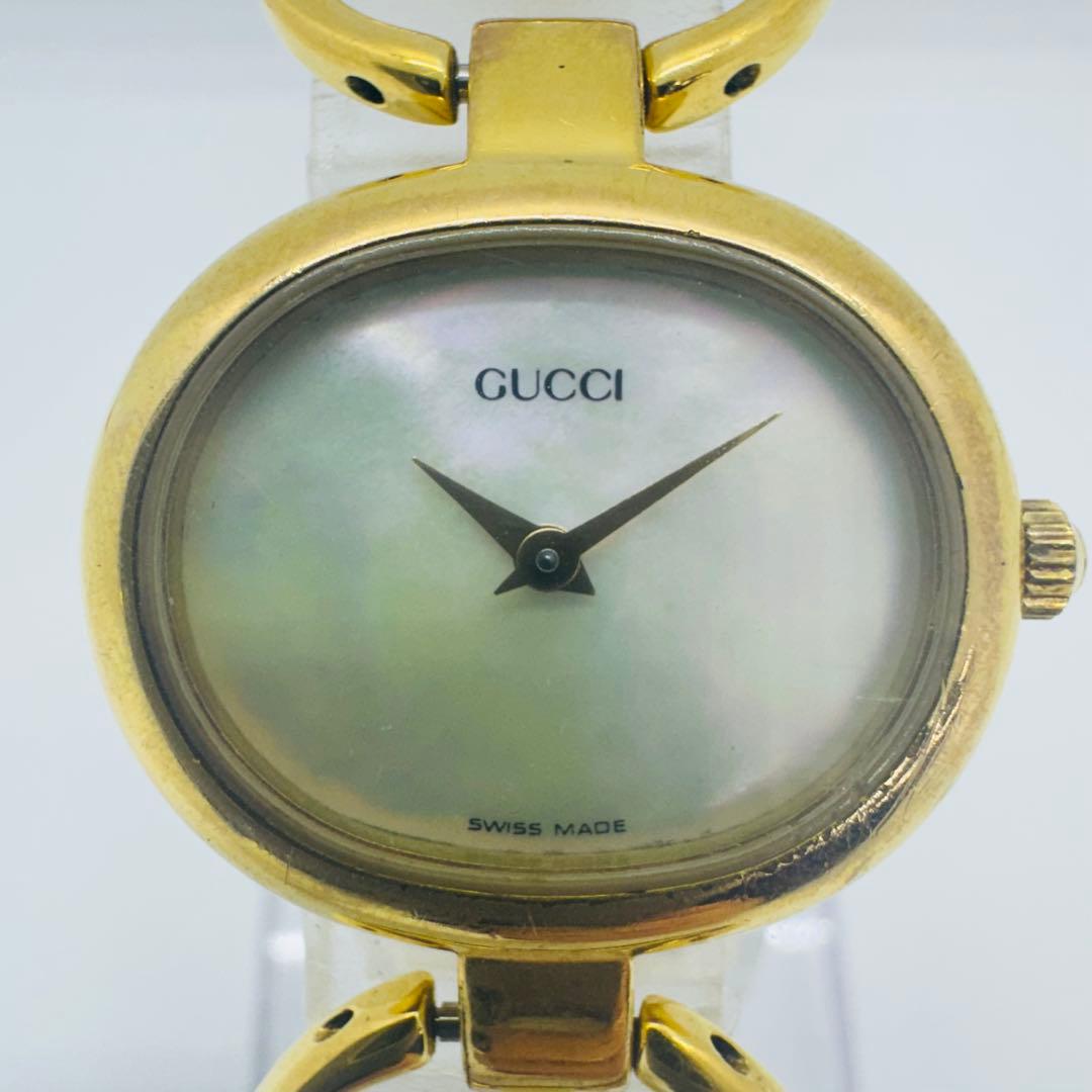 ✨GUCCI✨グッチ✨ホワイト文字盤✨1600✨クォーツ✨腕時計✨