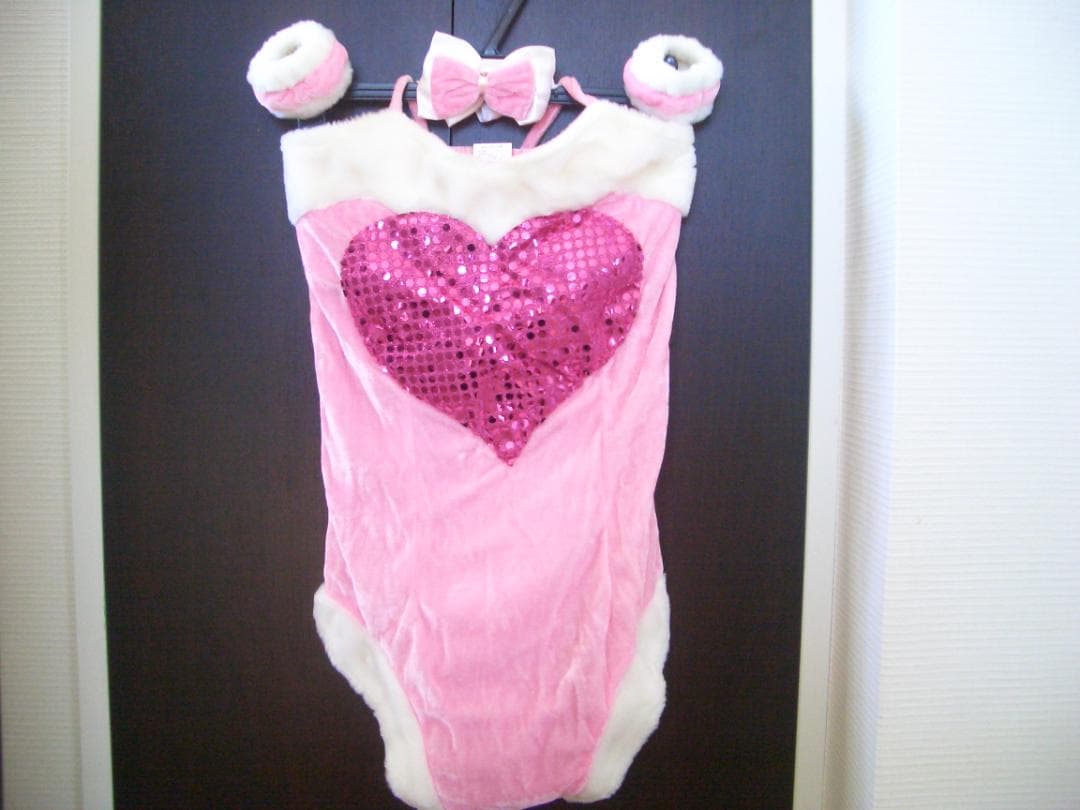 ピンク　バニーガール　衣装　11人分セット　うさ耳・チョーカー・アームバンド付