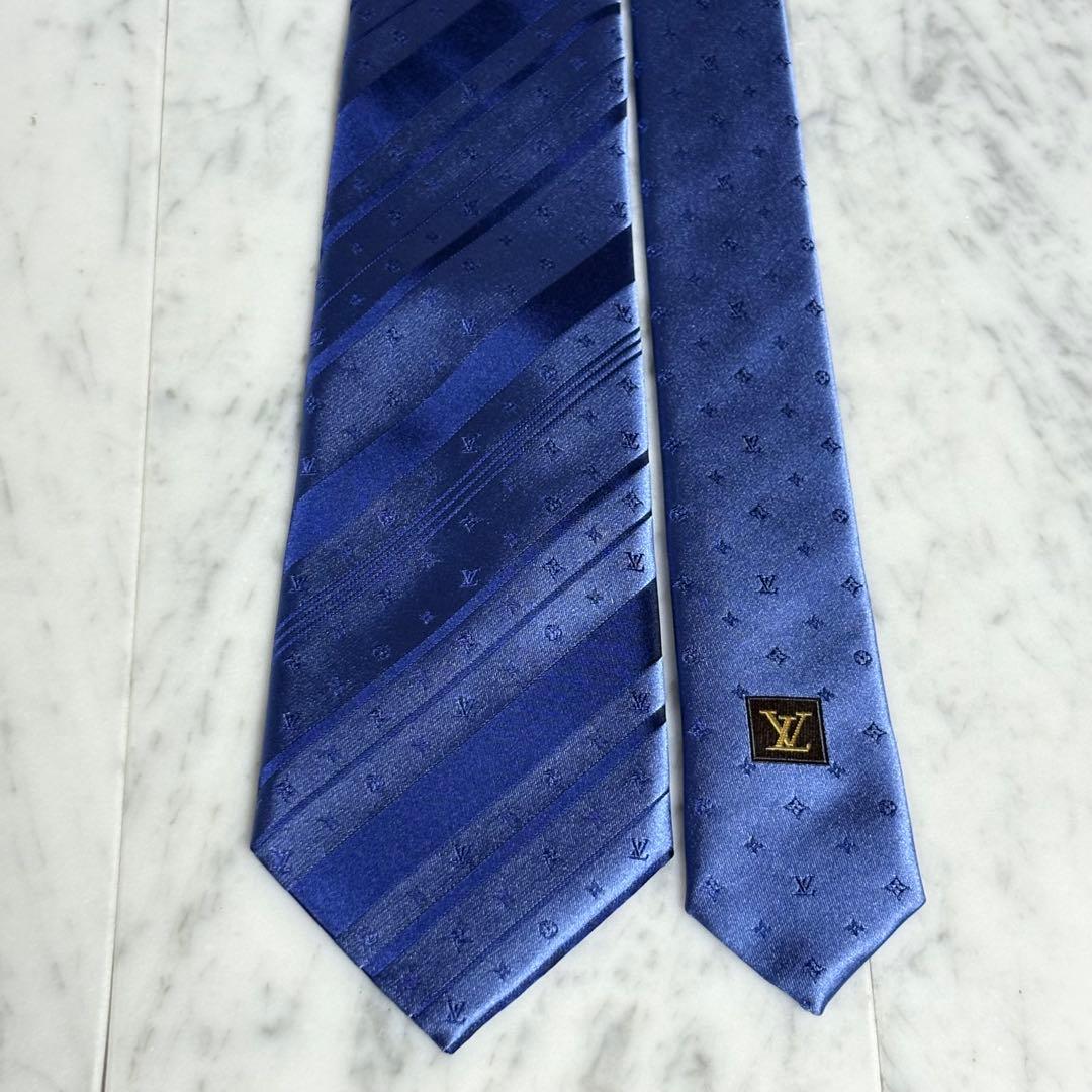LOUIS VUITTON ネクタイ ブルー系 光沢 モノグラム ストライプ