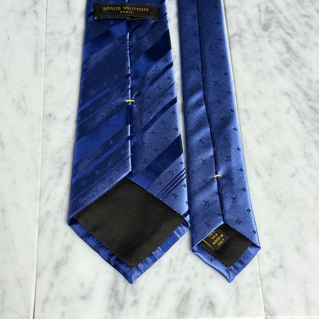 LOUIS VUITTON ネクタイ ブルー系 光沢 モノグラム ストライプ