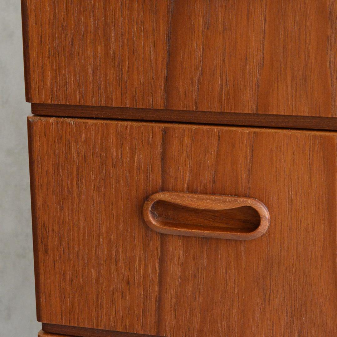 デンマーク 北欧ヴィンテージ チーク４段チェスト 北欧家具 タンス 北欧デザイン