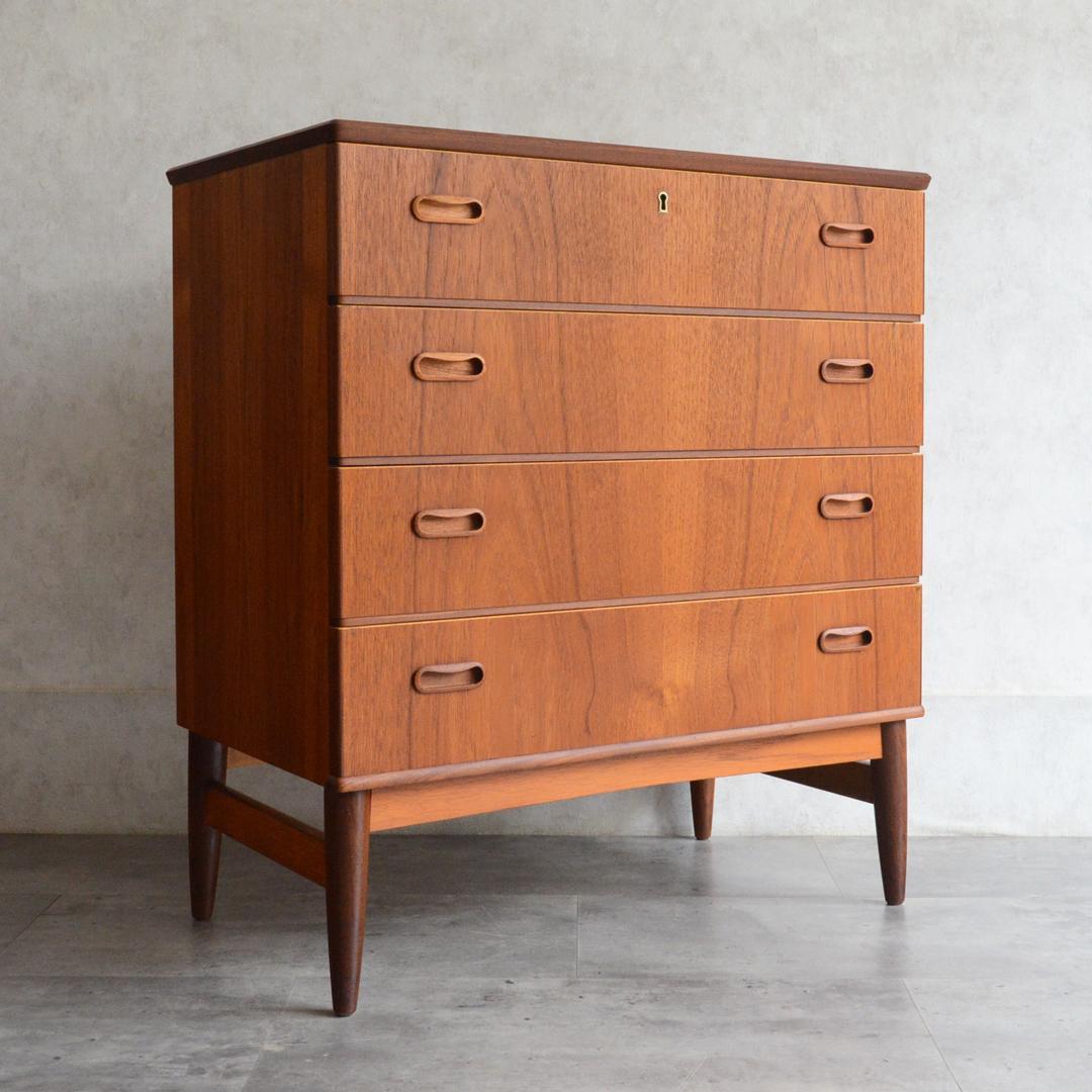 デンマーク 北欧ヴィンテージ チーク４段チェスト 北欧家具 タンス 北欧デザイン