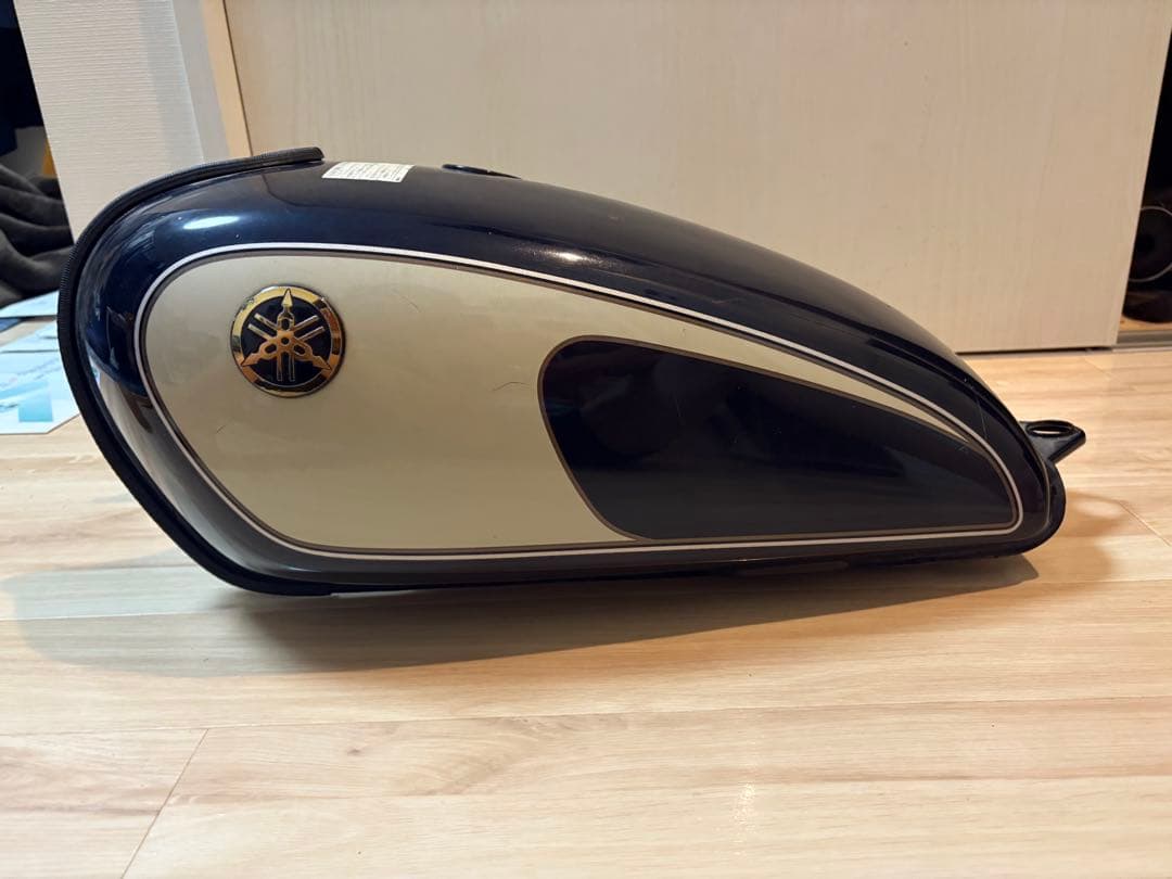 Yamaha タンク ネイビー/シルバー