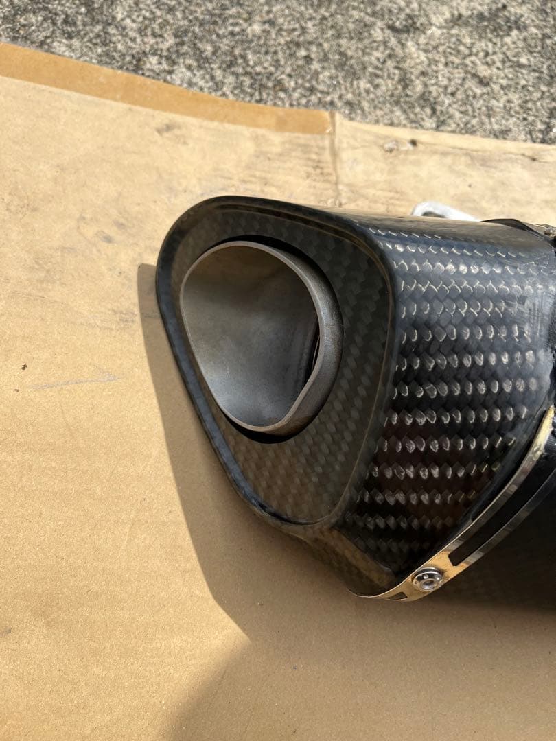 cbr250rr ヨシムラスリップオンマフラー カーボン　傷あり