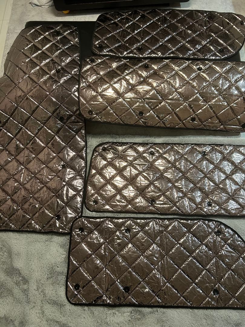 カ*ナ様 ハイエース 遮光パッド