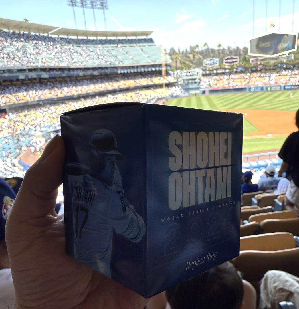 大谷翔平 ワールドチャンピオン リング スタジアム限定配布 LA ドジャース