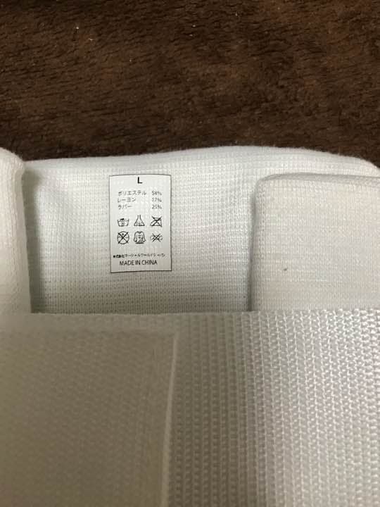 空手では必ず必要なオープンフィンガー1個とすねサポーター1個です！