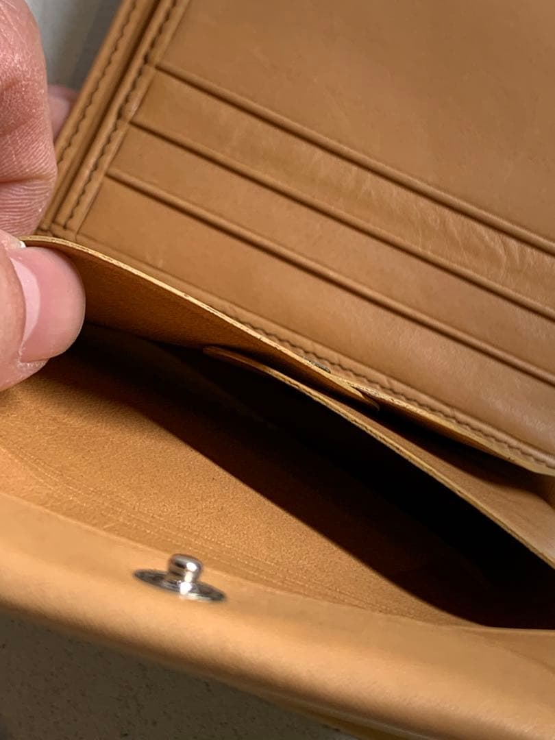 【新品未使用】 WARRANT 本革 二つ折り財布