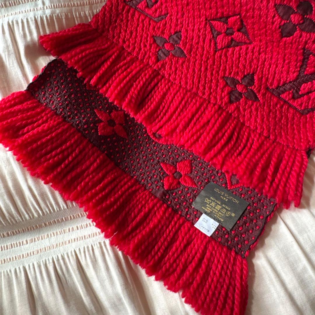 ルイヴィトン エシャルプ ロゴマニア マフラー ルビー レッド M72432
