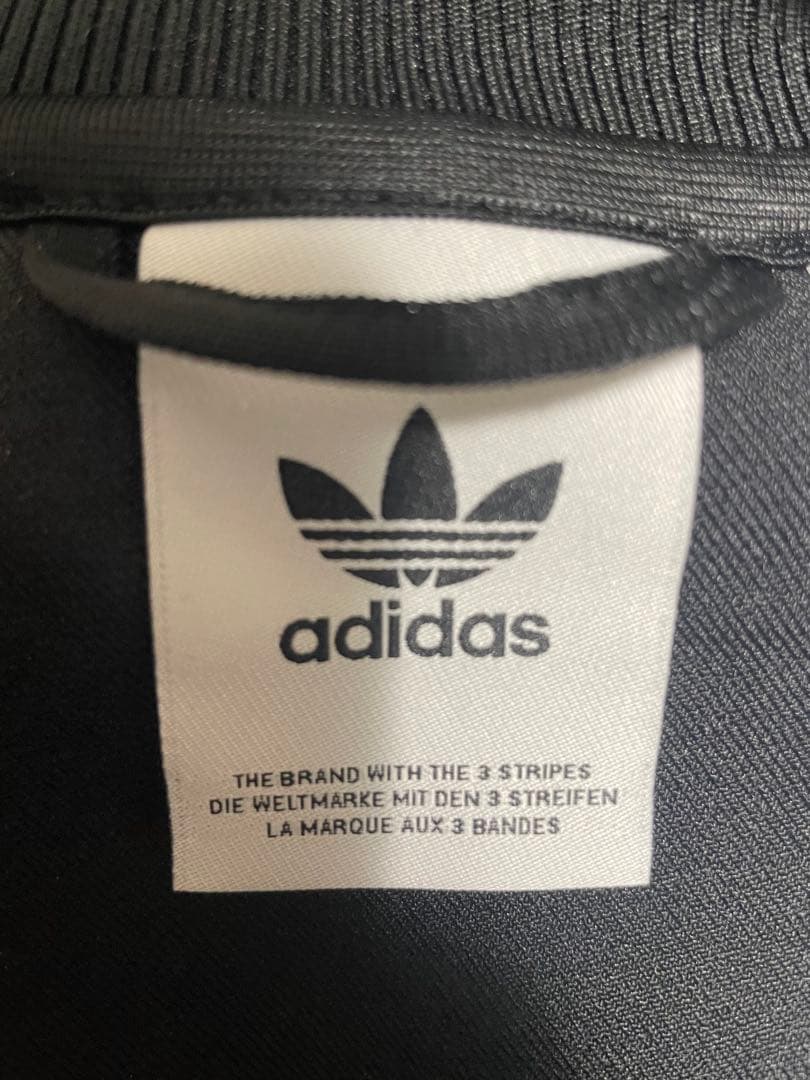 adidas マンチェスターユナイテッド　トラックジャケット
