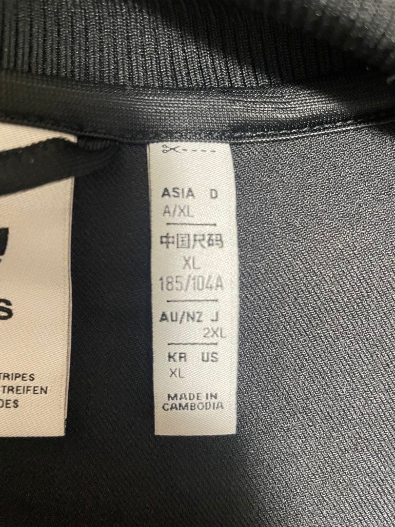 adidas マンチェスターユナイテッド　トラックジャケット