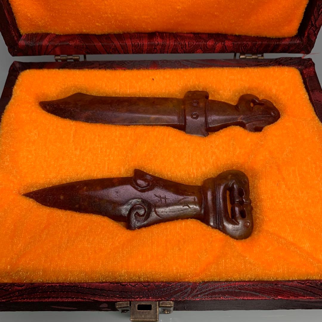 旧蔵時代物文房具　万年の歳月が育んだ 魂の結晶高古玉 天然玉石　文鎮レア本物保証