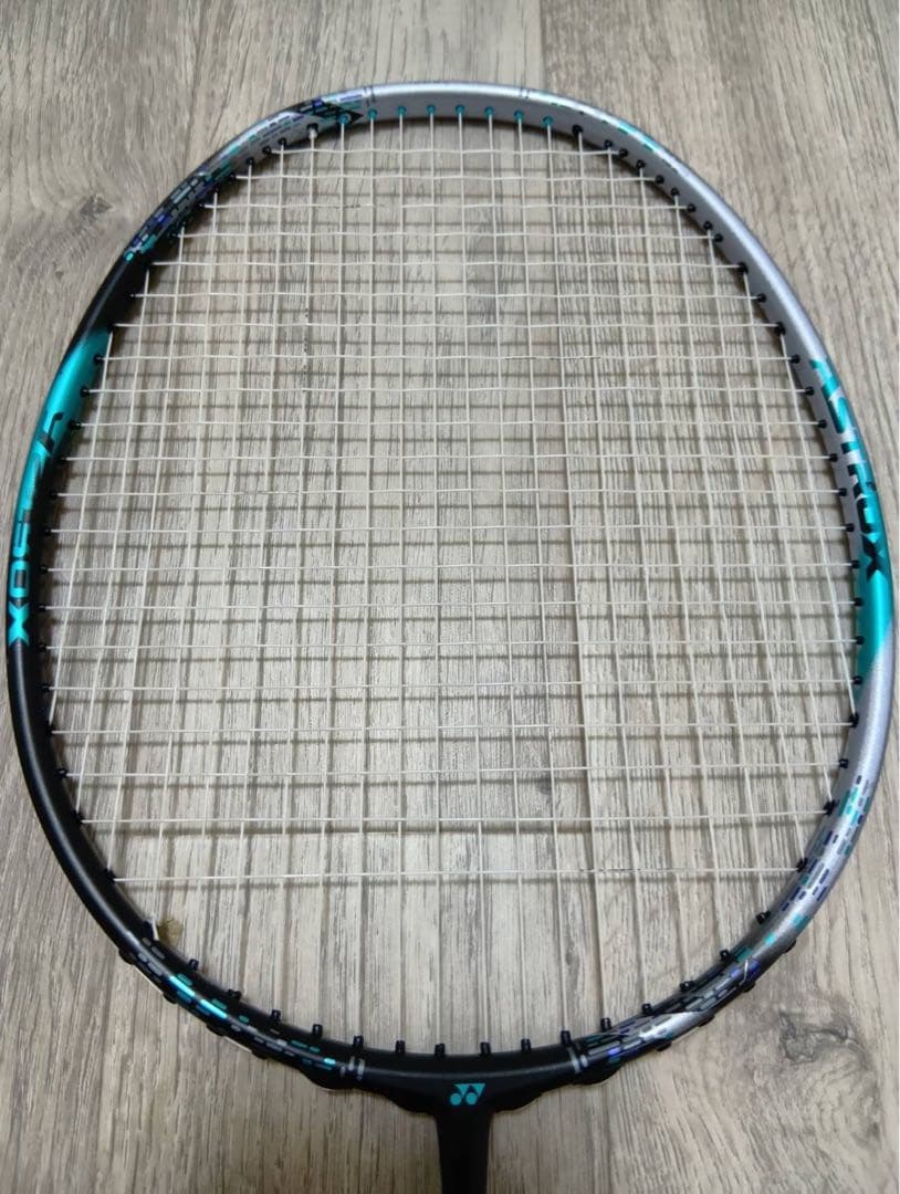 バドミントンラケット アストロクス88D PRO　3U G6
