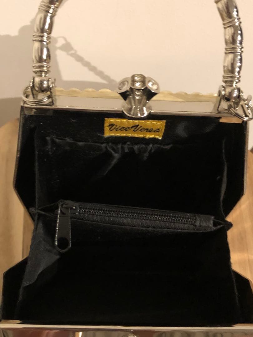 新品 丁寧梱包 ビンテージ パーティーバッグ パール 西洋美術 アンティーク