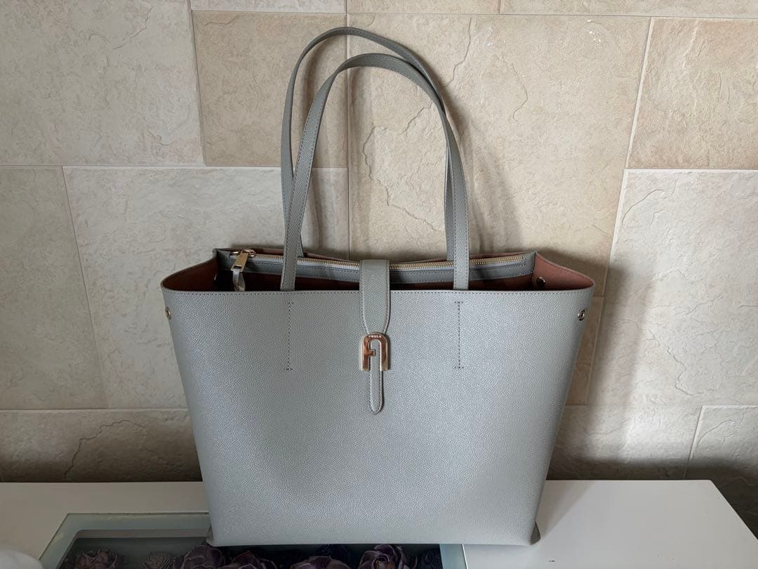 本日のみタイムセール！FURLA グレー Lサイズ トートバッグ　ソフィアフルラ