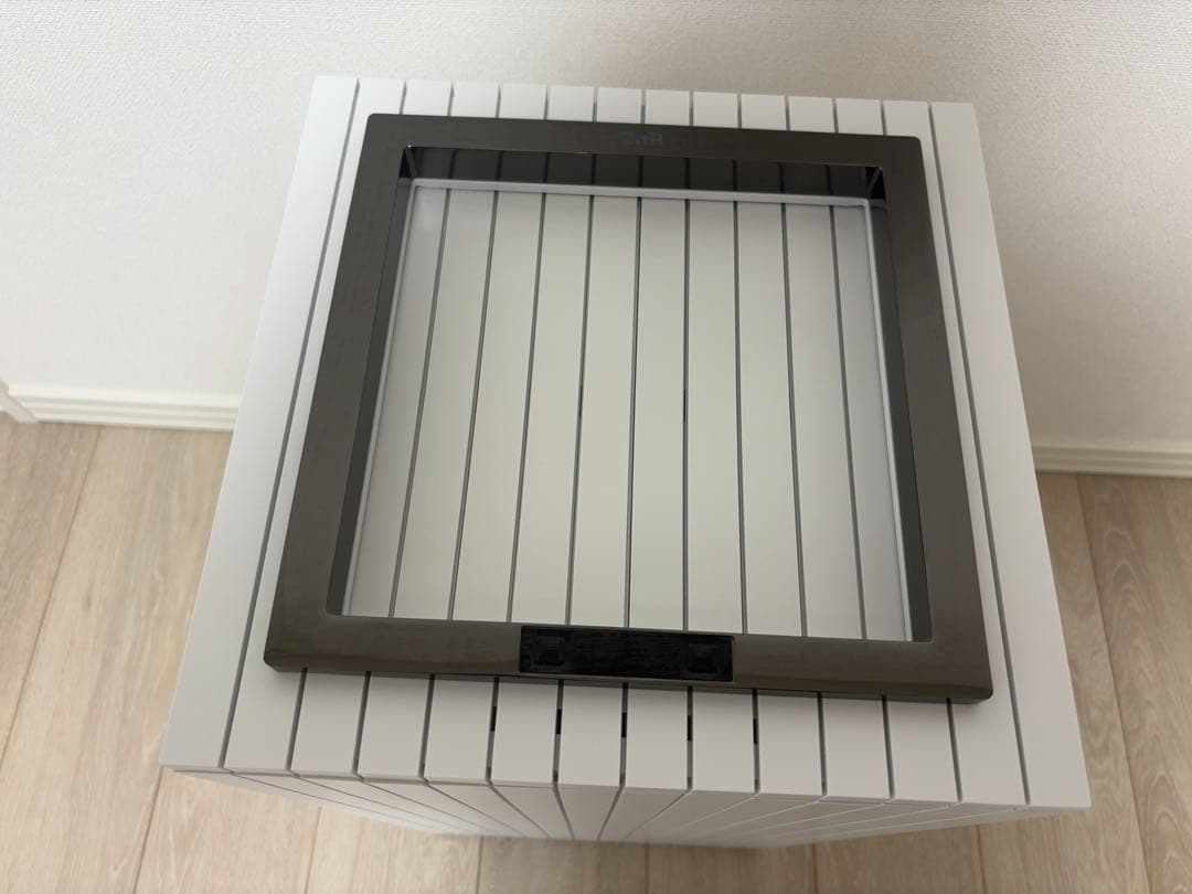 美品　ZitA SQUARE 45L／ホワイト