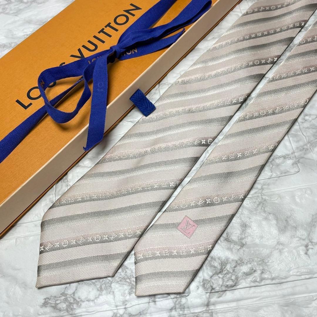 ルイヴィトン　LOUIS VUITTON ネクタイ　ストライプ　モノグラム