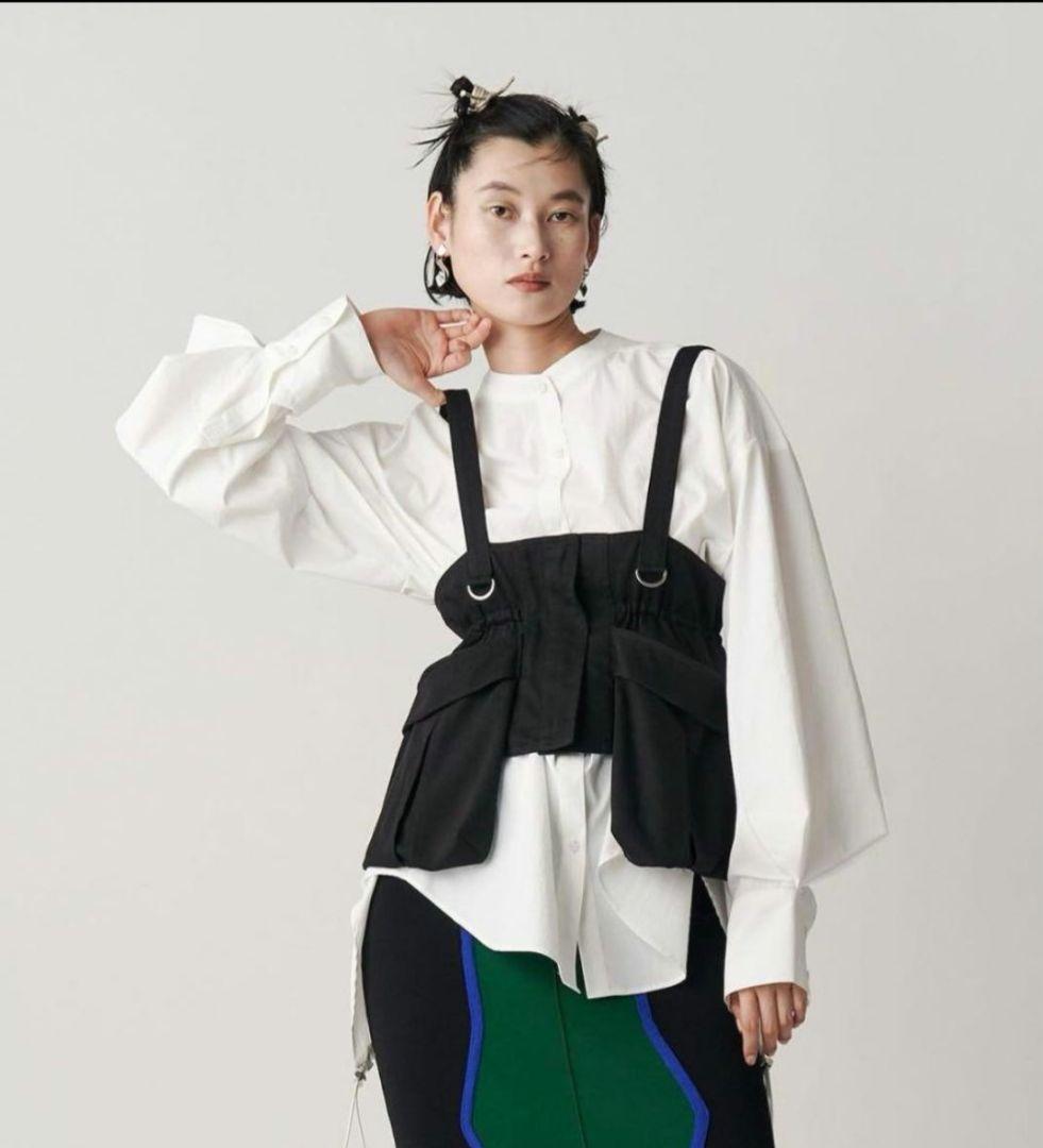 トップス UN3D. CORSET DETAIL BELT