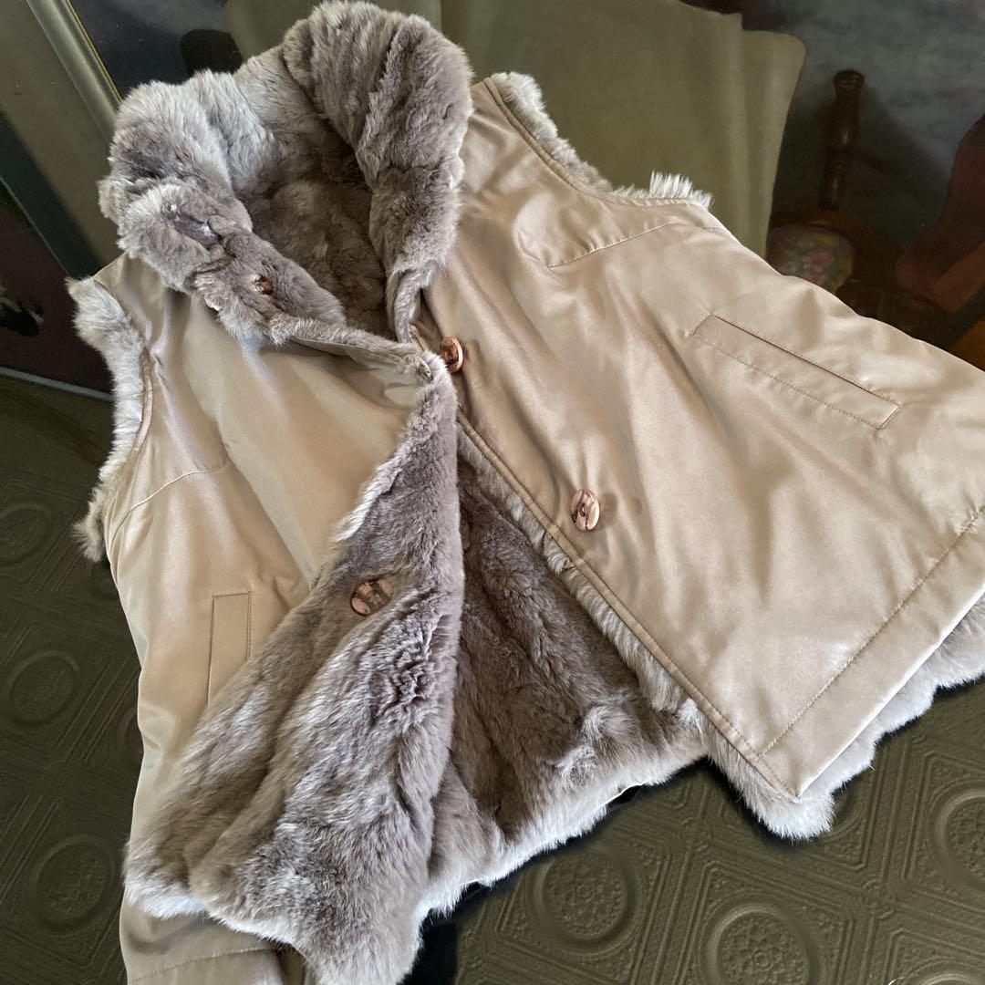 未使用品　レディース　高級レッキス&シルクベスト　グレー　リバーシブル　M