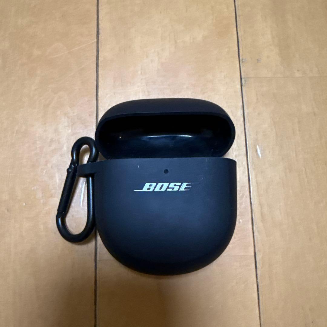 Bose QuietComfort Ultra ワイヤレスイヤホン　ケース付き