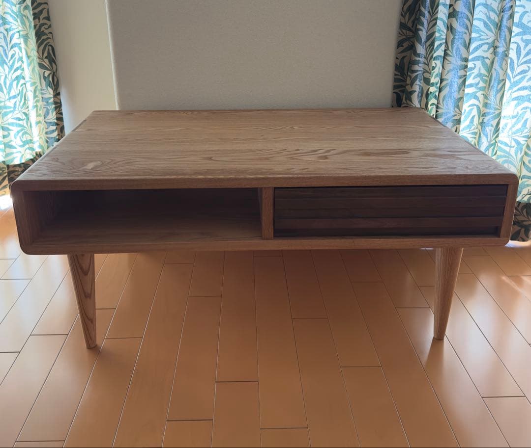 ACTUS RELIEF リビングテーブル