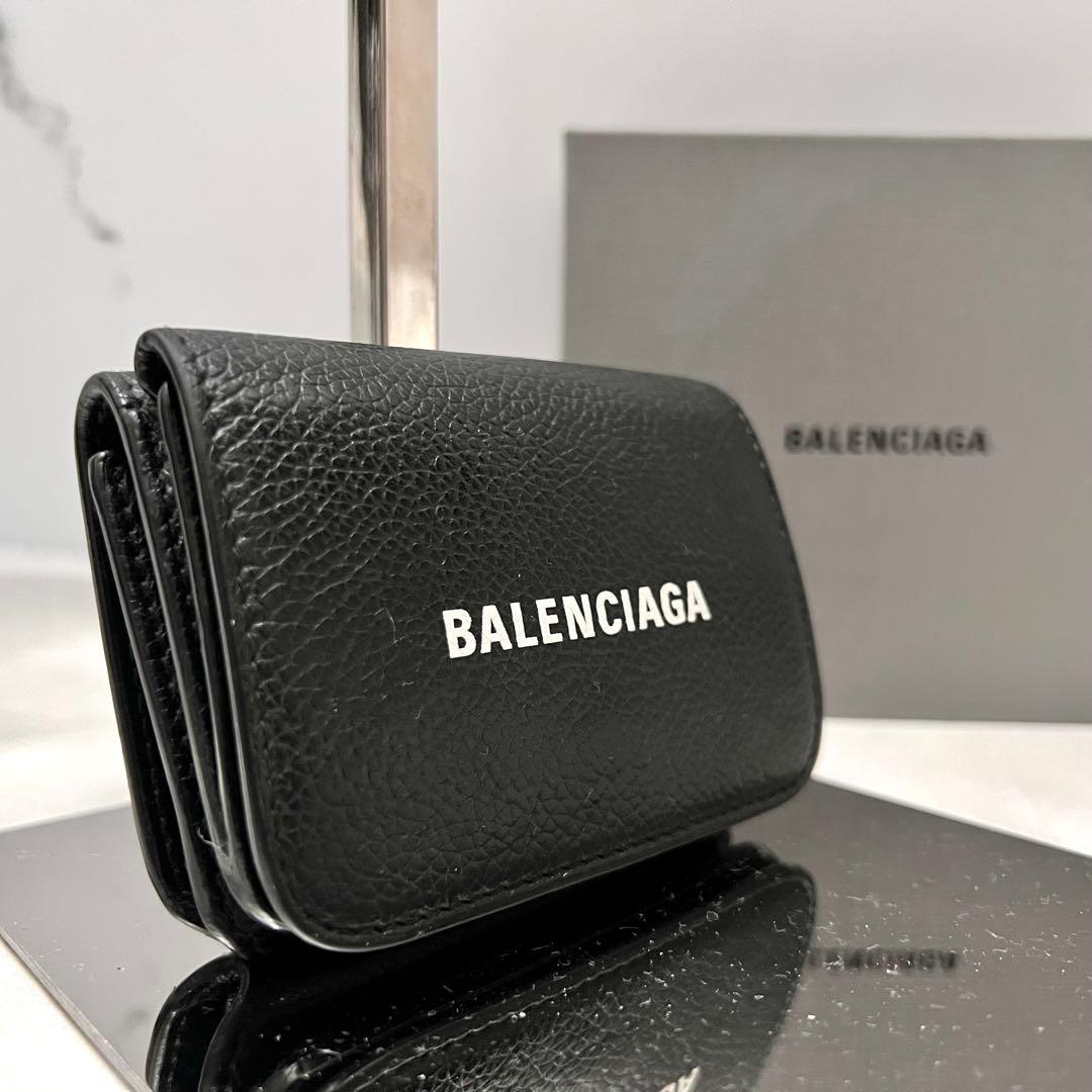 ◇極美品◇バレンシアガ　エブリデイ　コンパクト三つ折り財布　ブラック　レザー