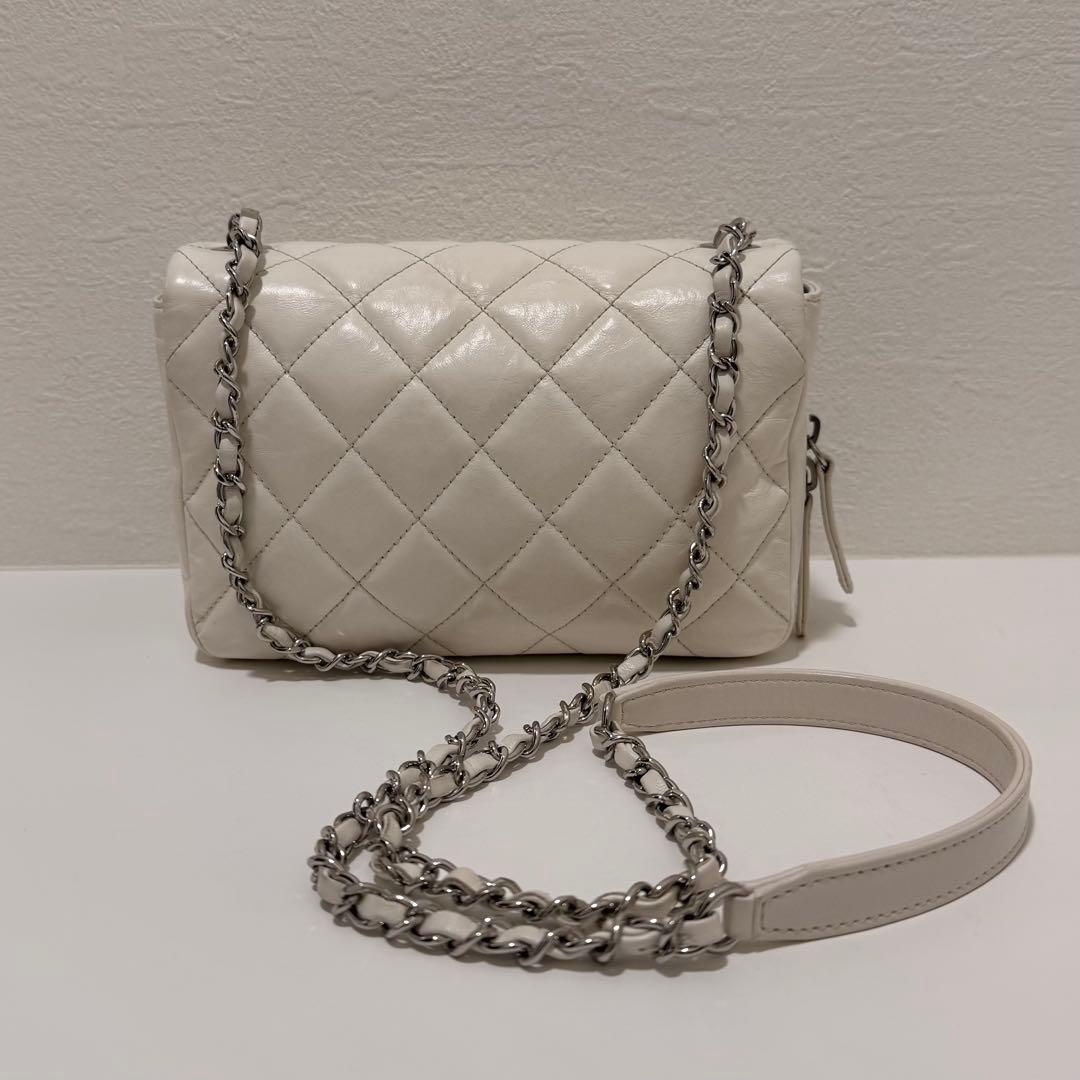 CHANEL シャネル ココマーク チェーン ショルダーバッグ マトラッセ 白