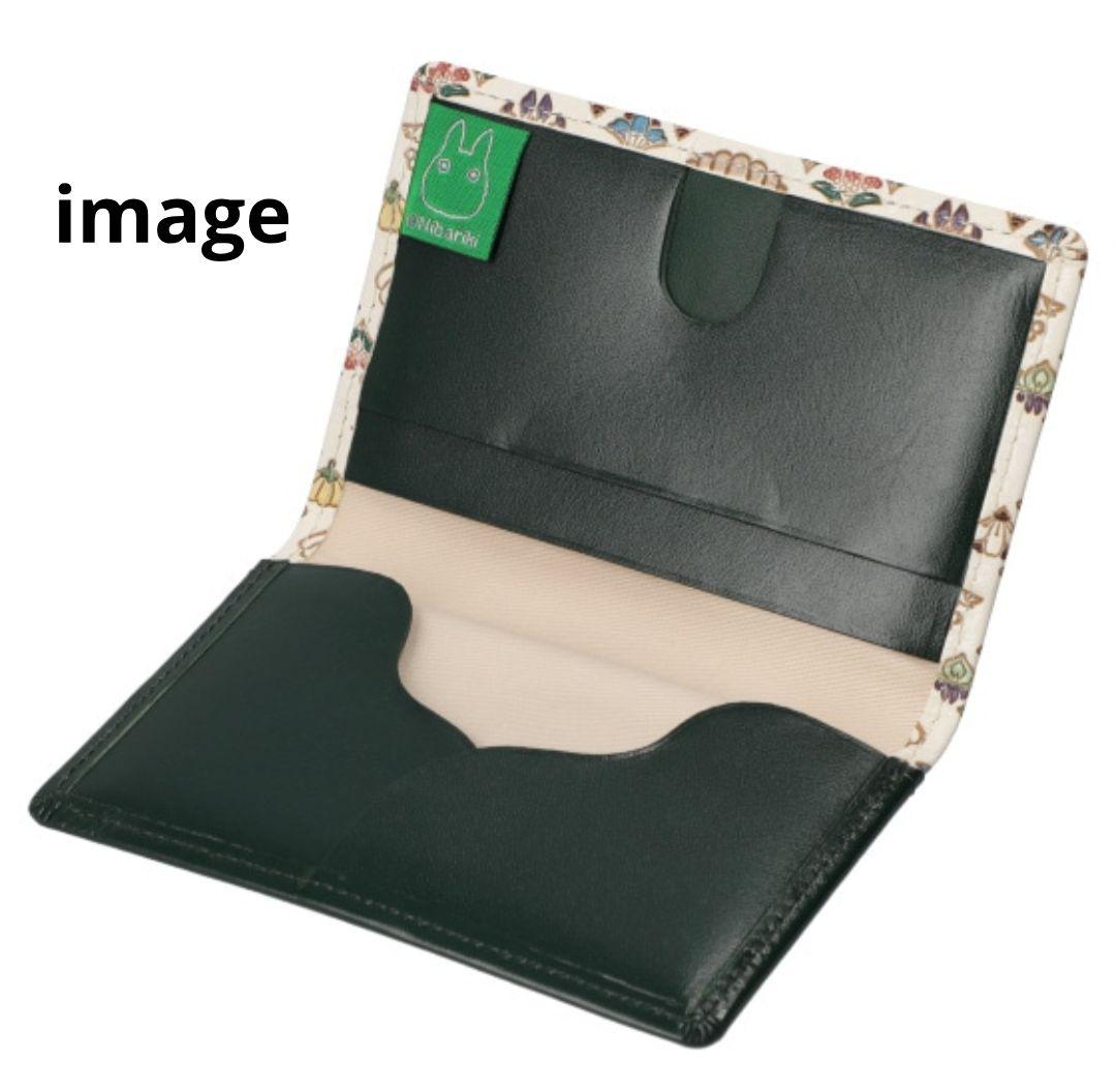 新品未使用品【文庫屋大関】となりのトトロ パスカードホルダー