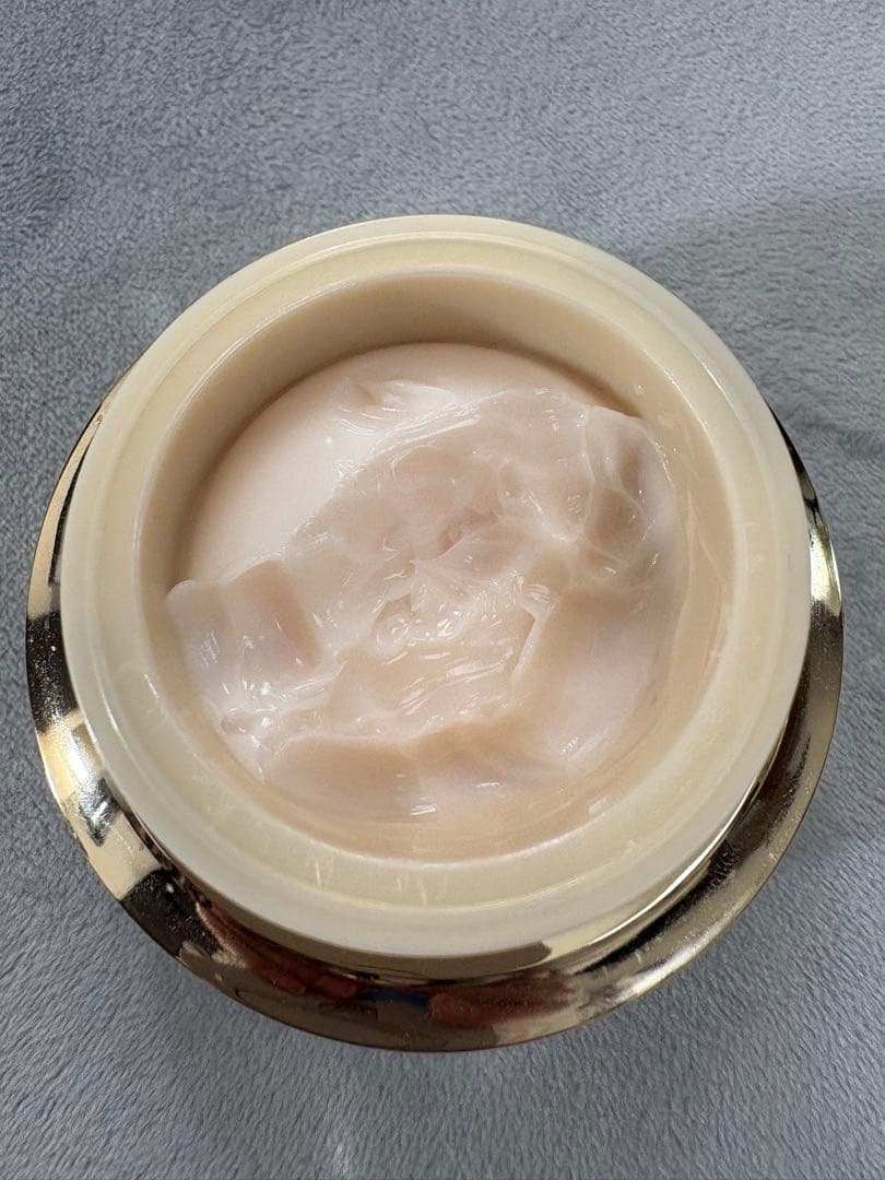 クレドポーボーテ　クレームイユーS（目もと用クリーム）