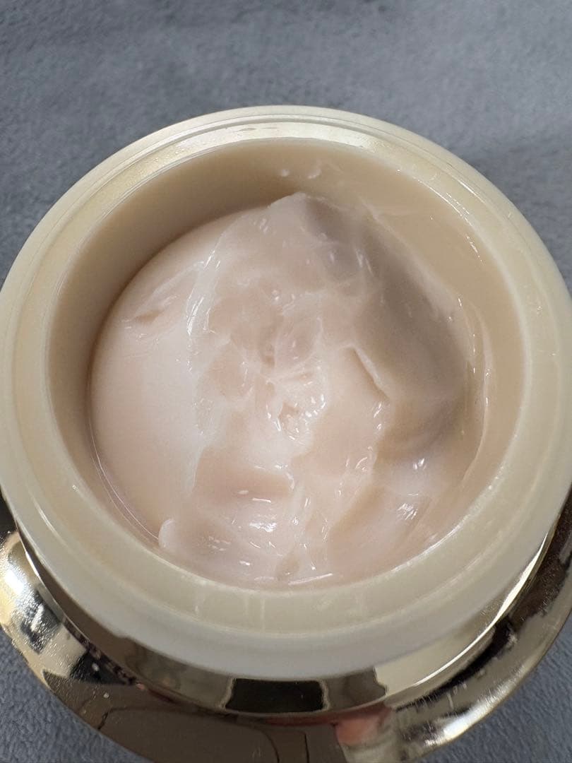 クレドポーボーテ　クレームイユーS（目もと用クリーム）